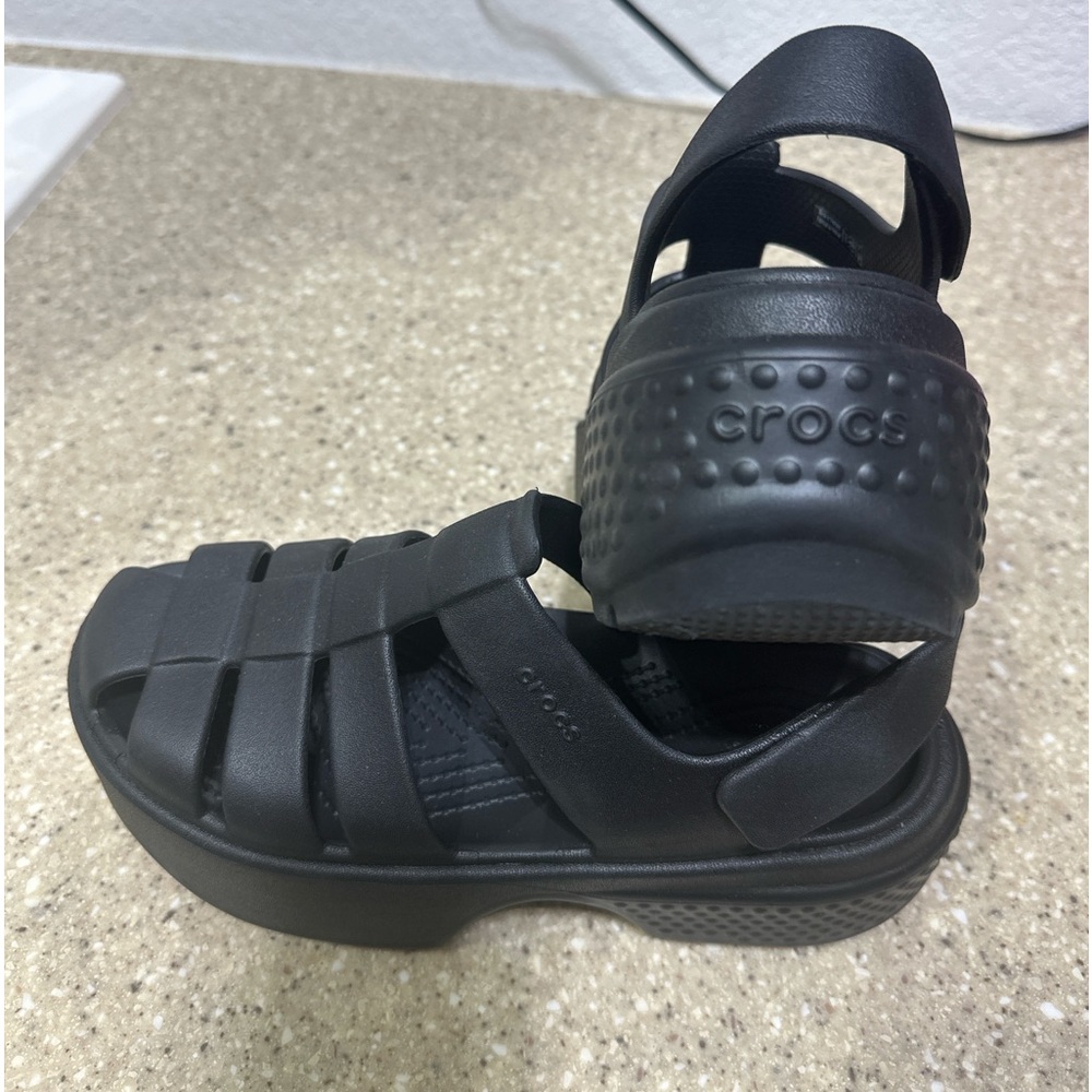 CROCS Black Women's Platform Fisherman Sandals